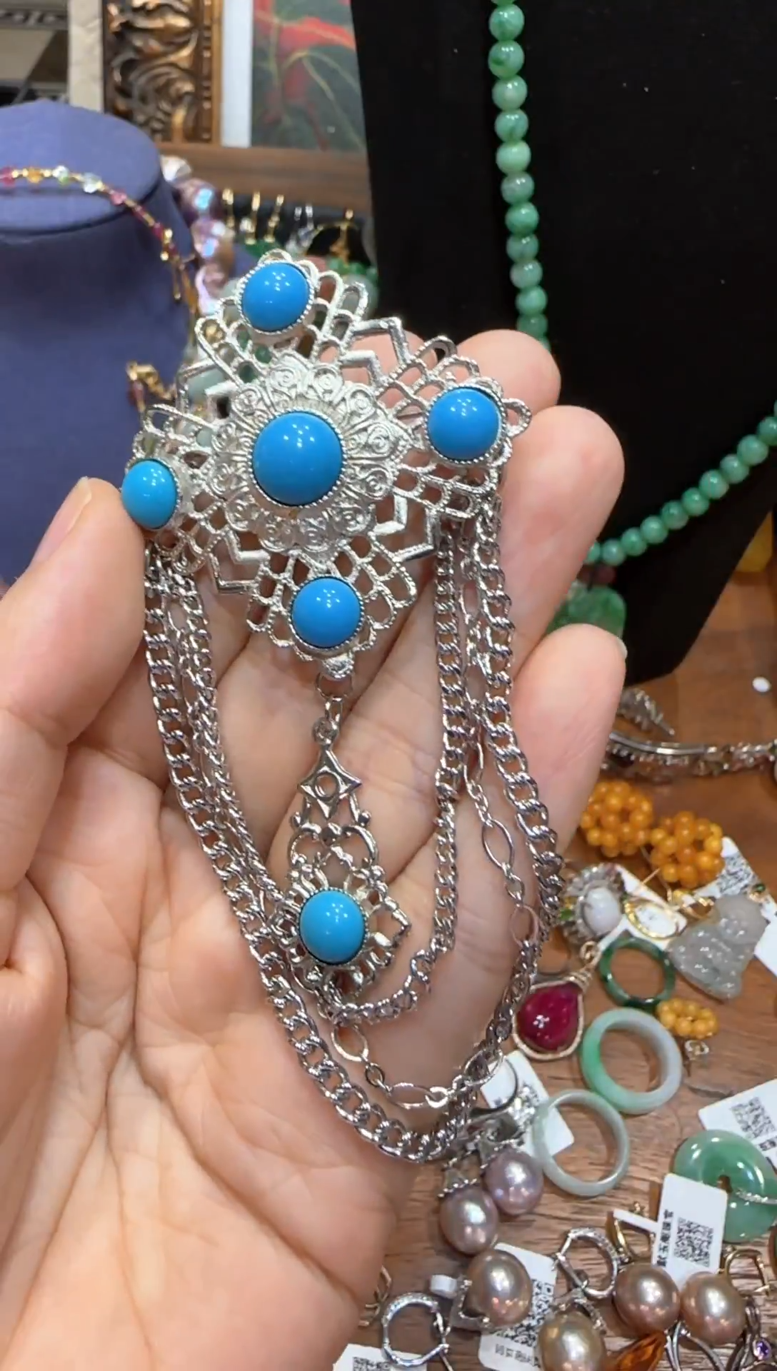 非金属无复古胸针