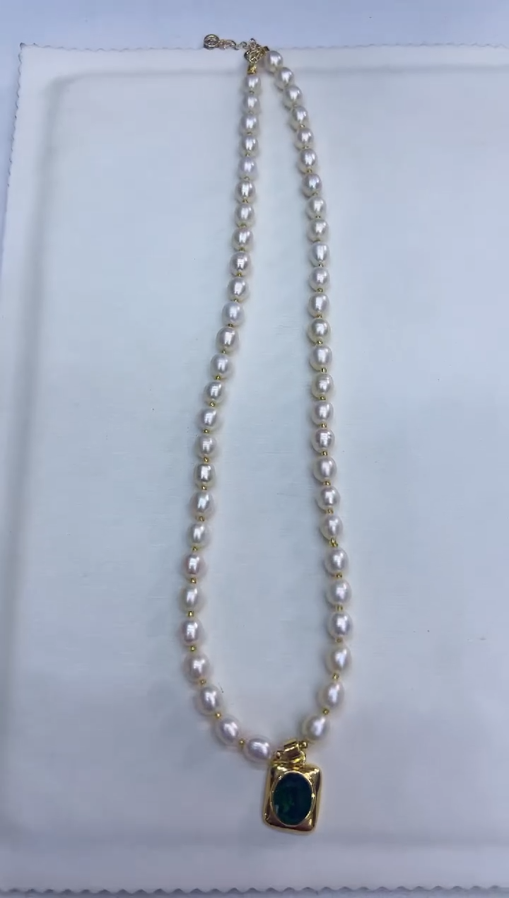 【闪购商品】淡水珍珠颈饰未镶嵌多样性发一条