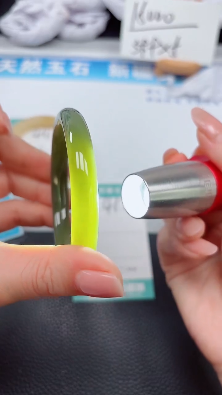 【闪购商品】和田玉手镯未镶嵌512