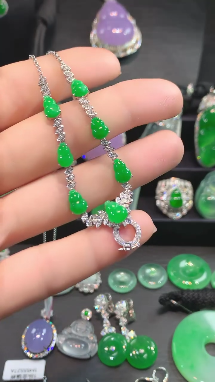 【闪购商品】翡翠套链18K金镶嵌套链