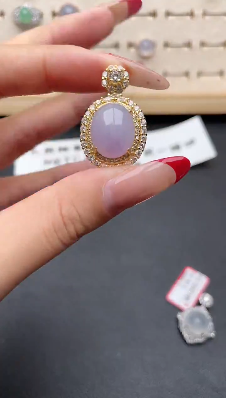 【闪购商品】翡翠吊坠(赠链)银S925镶嵌一物一证一礼盒