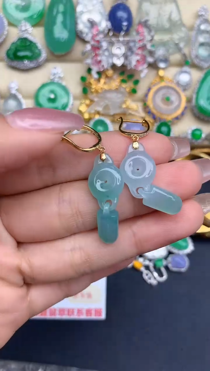 颈饰18K金镶嵌翡翠427-中国好珍宝