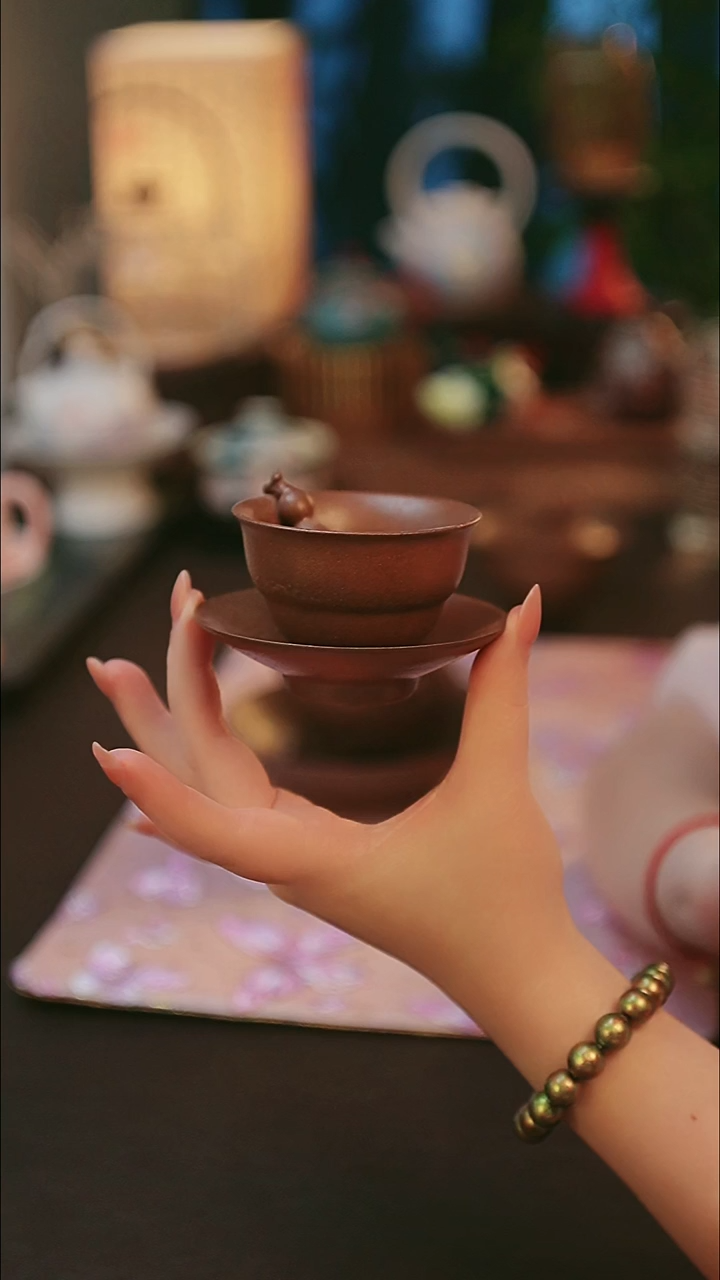 青云茶斋陶瓷茶具酱釉杯+杯垫