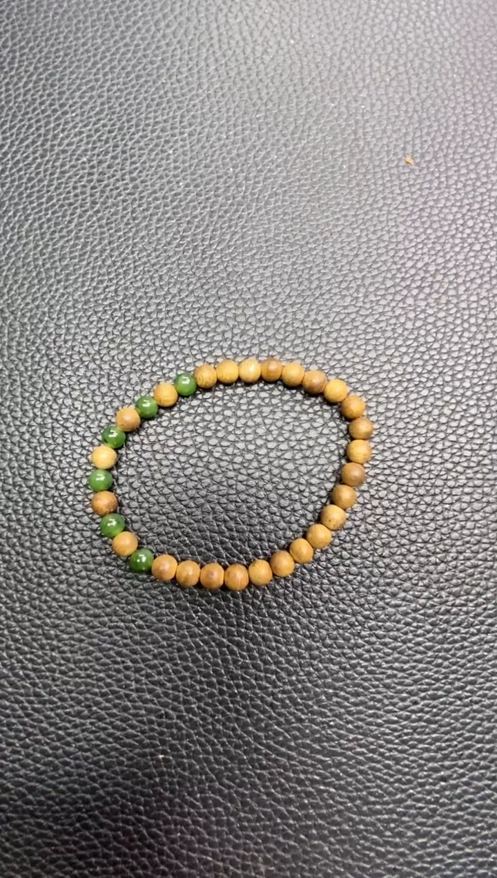 【闪购商品】沉香手串海南莺歌绿奇楠