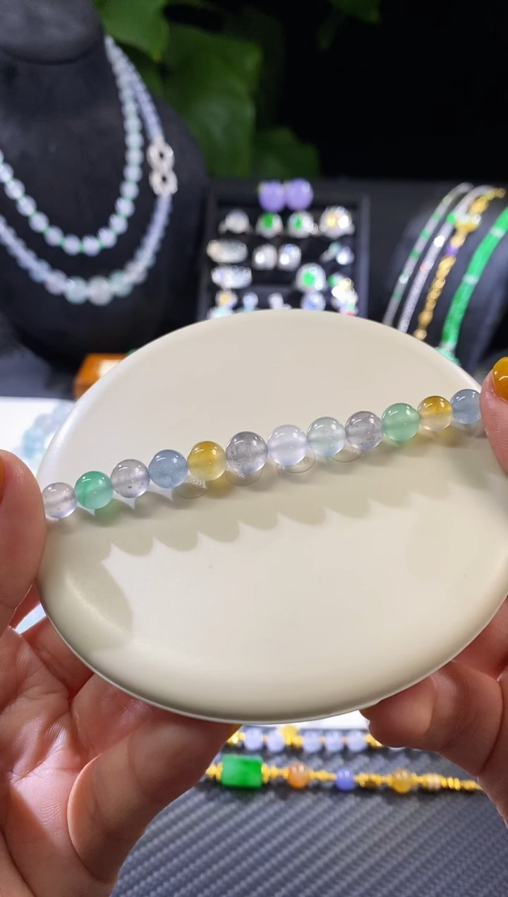 【闪购商品】翡翠挂件未镶嵌一手珠子