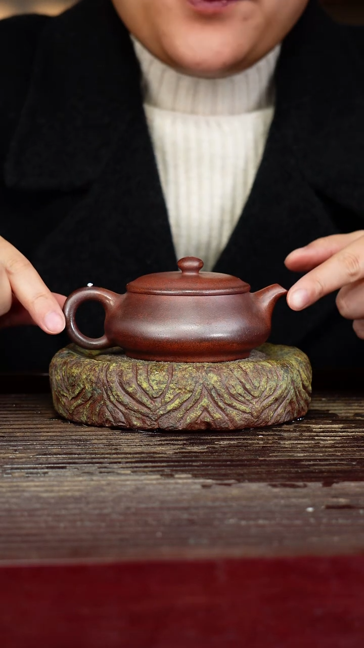 宜兴原矿紫砂壶茶壶宜兴原矿紫砂壶茶壶150C