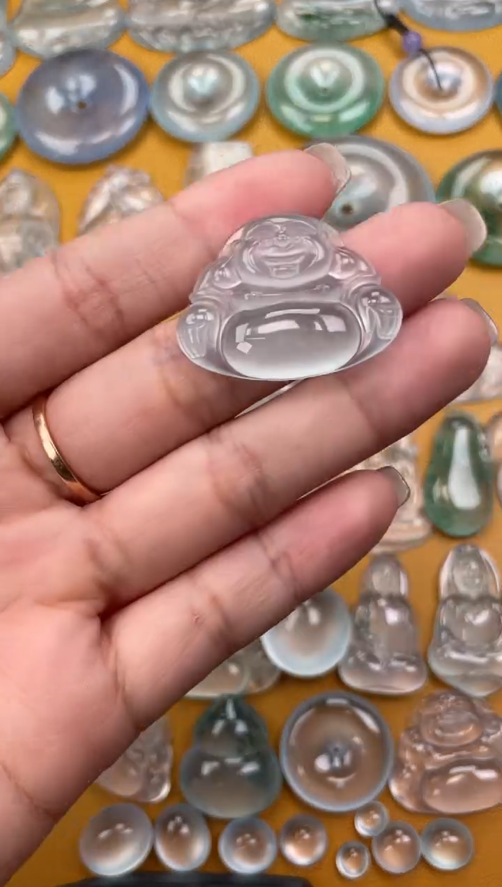 翡翠未镶嵌吊坠(不含链)佛公 22.5 30.3 5.