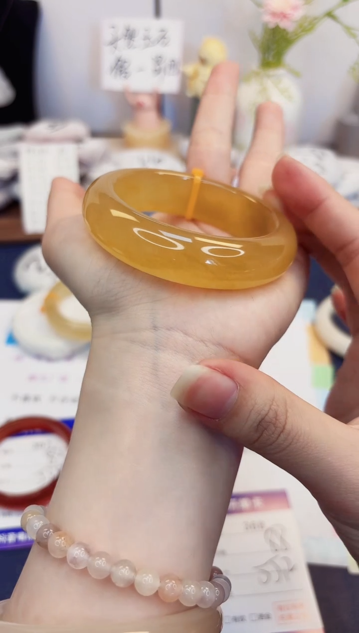 【闪购商品】石英质玉手镯未镶嵌368-财气镯-圈口55