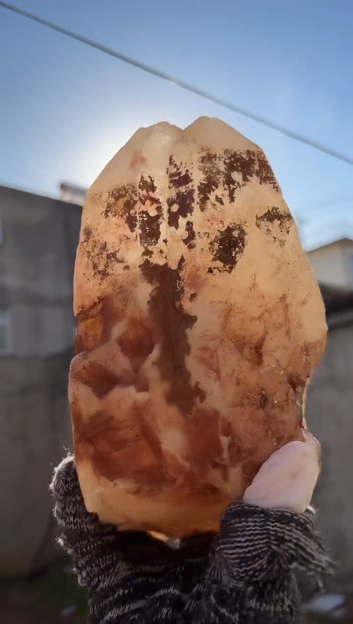 【闪购商品】水晶摆件未镶嵌茶水晶 075