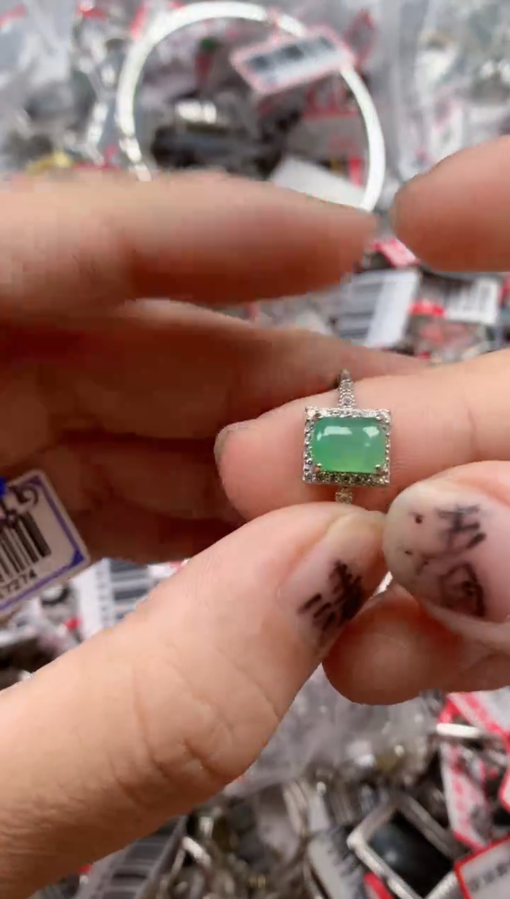 银S925镶嵌戒指翡翠天然A货缅甸翡翠
