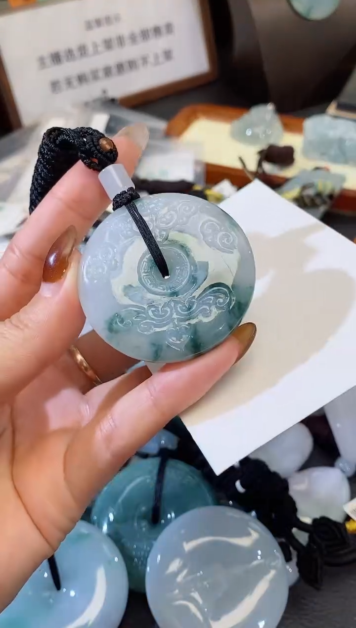 颈饰未镶嵌翡翠缅甸天然翡翠