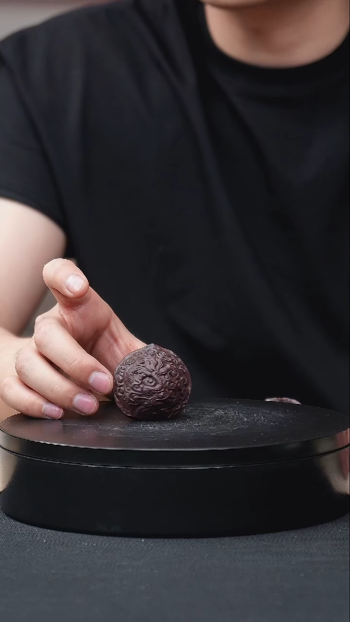 紫砂茶壶龙纹核桃茶宠
