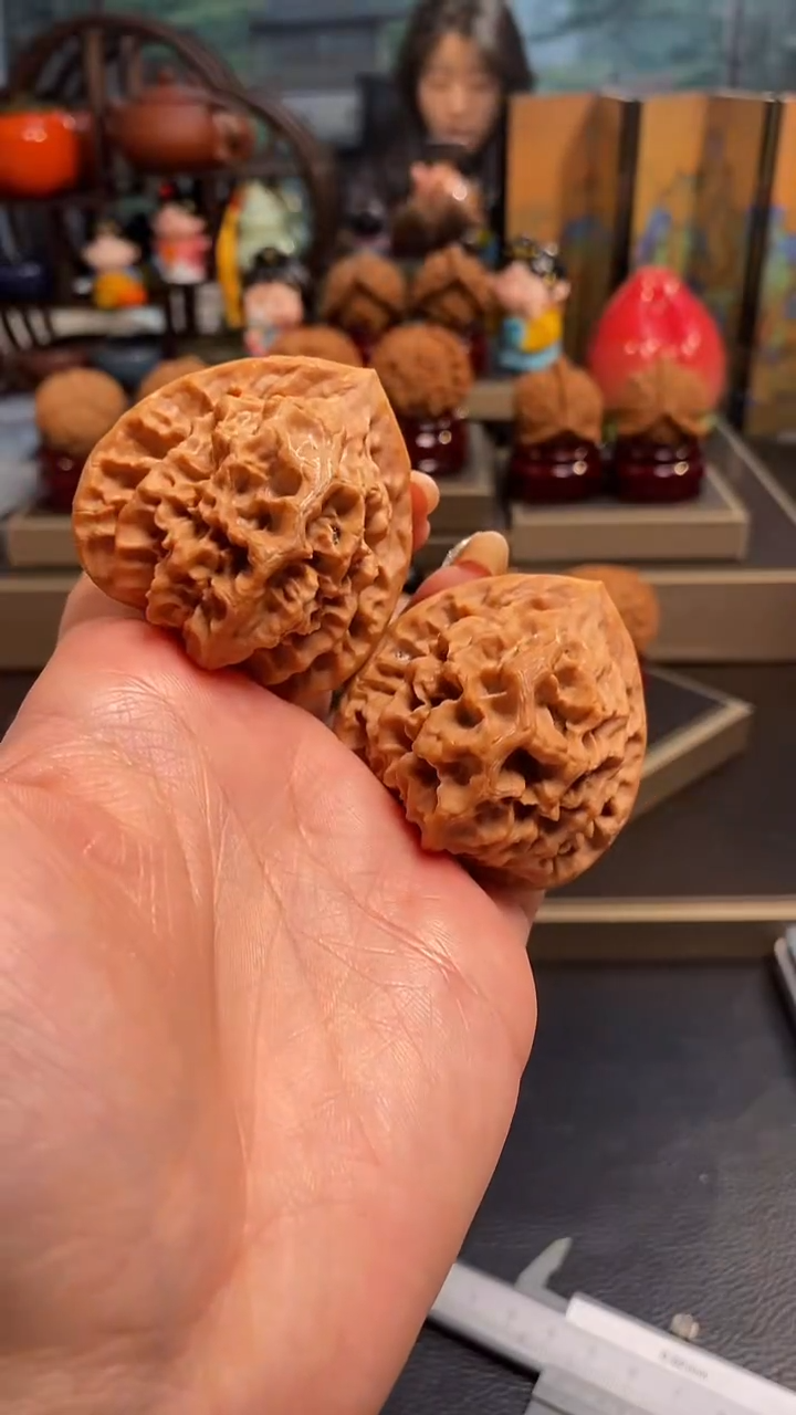 【闪购商品】文玩核桃把件A284帝王46