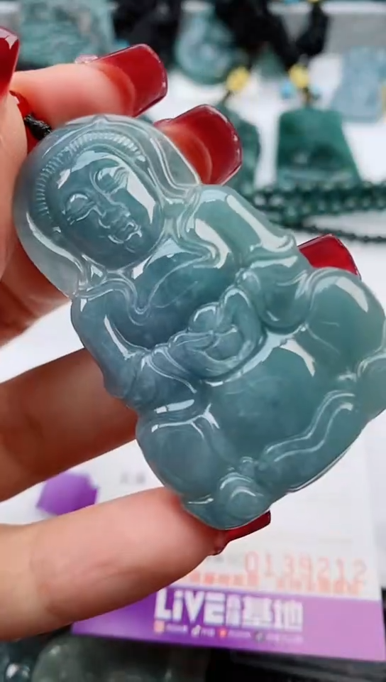 【闪购商品】翡翠颈饰未镶嵌           