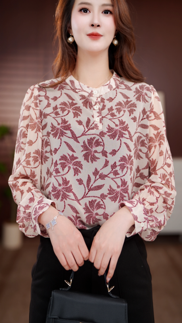 2025新款锦花秀草优雅圆领高端小衫套头衬衫时髦长袖上衣打底女