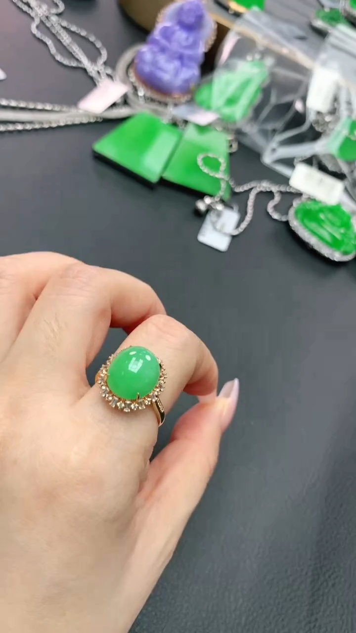 【闪购商品】翡翠戒指18K金镶嵌赠礼盒证书