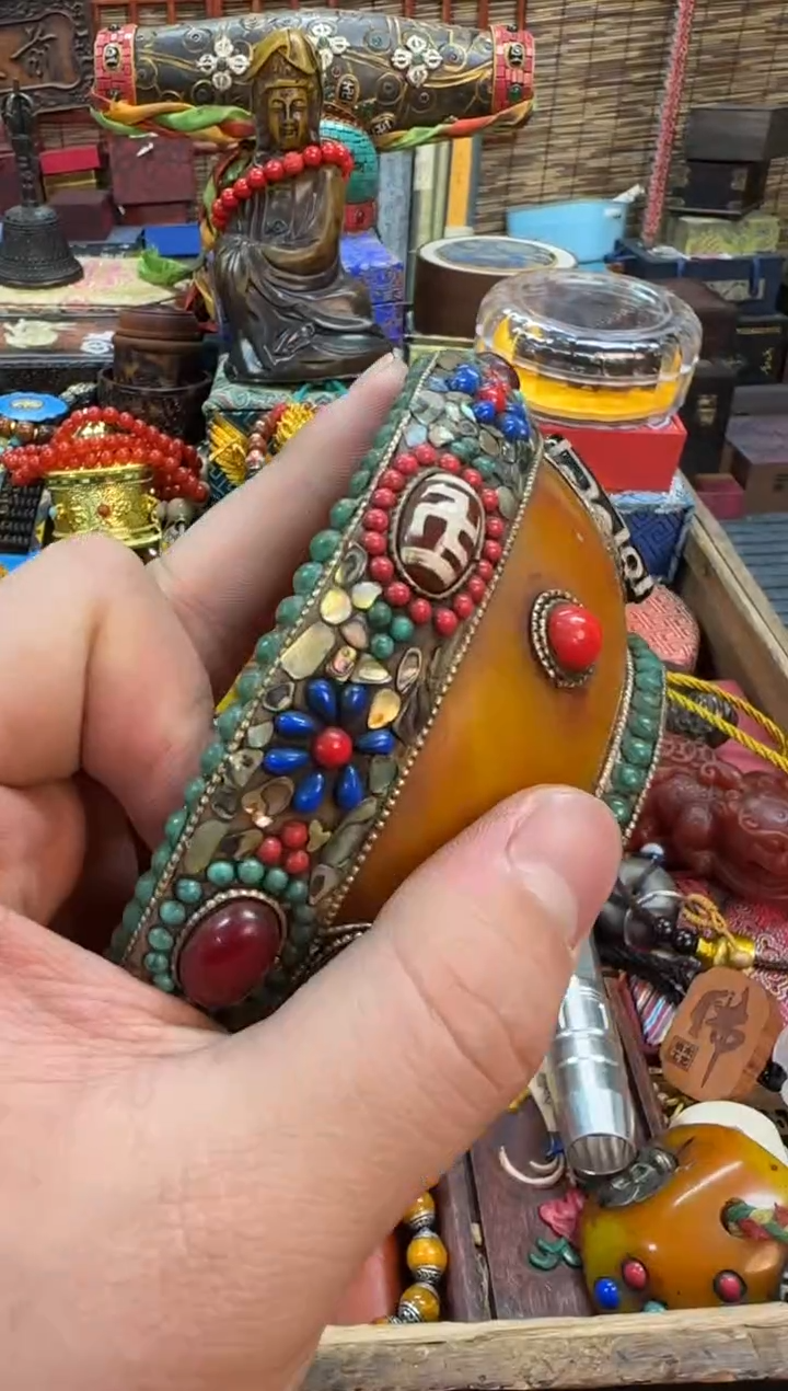 【闪购商品】滴血莲花菩提吊坠推荐好物如图所示