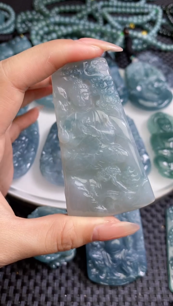 【闪购商品】翡翠颈饰未镶嵌111111111111