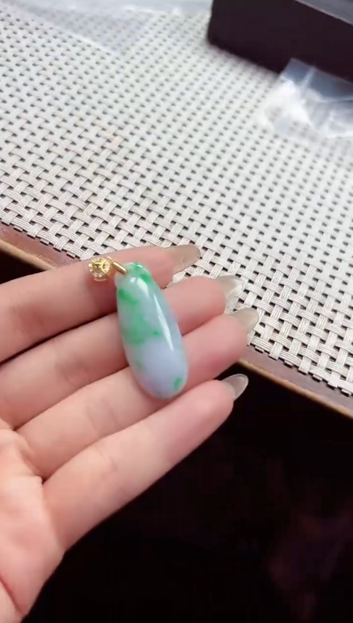 【闪购商品】翡翠颈饰银S925镶嵌颈饰