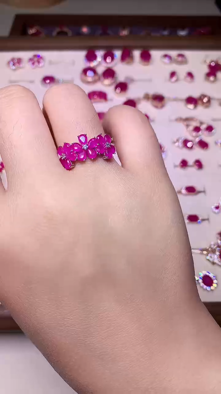 【闪购商品】红宝石戒指银S925镶嵌000