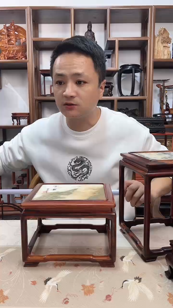 【闪购商品】微凹黄檀（南美大红酸枝）20*17*14.5云石底座