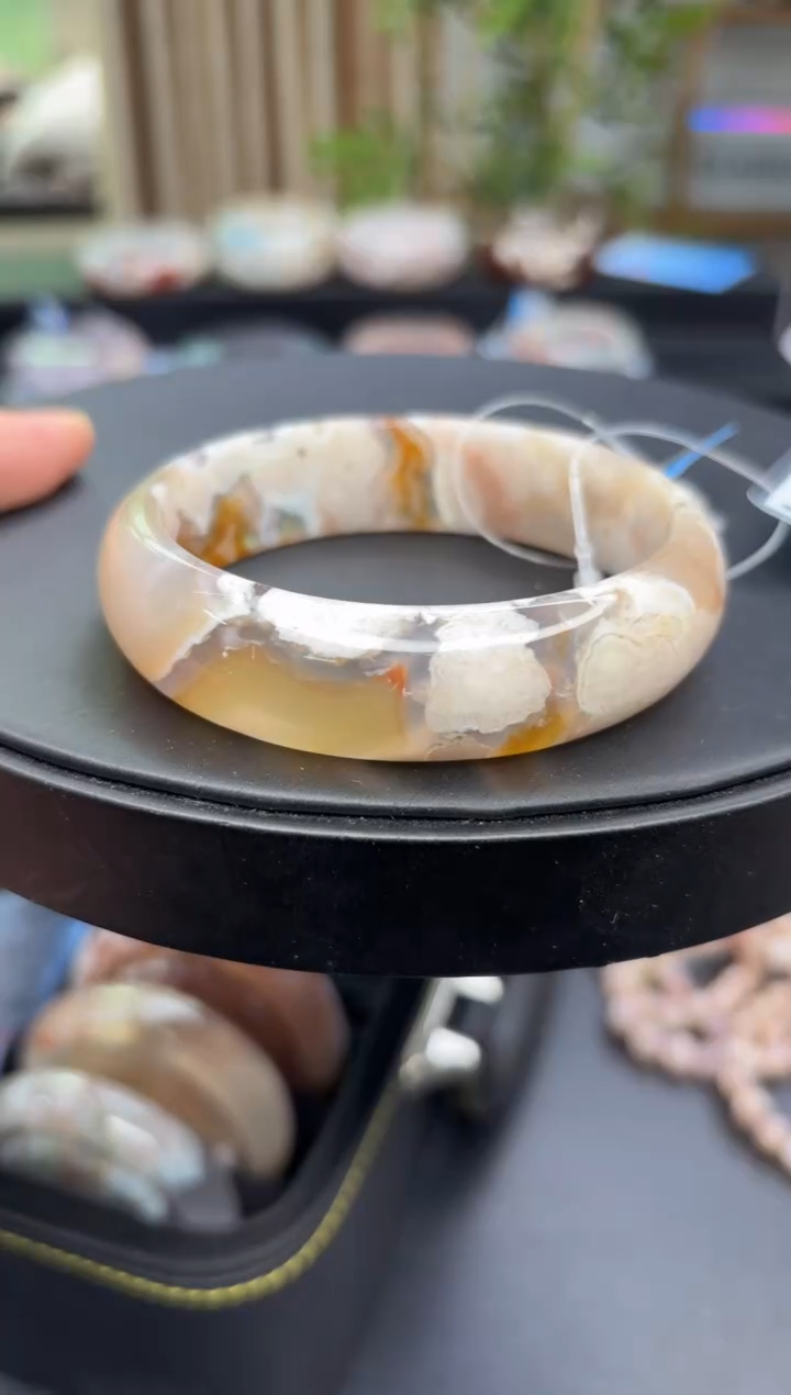 【闪购商品】石英质玉手镯未镶嵌C891(61圈)