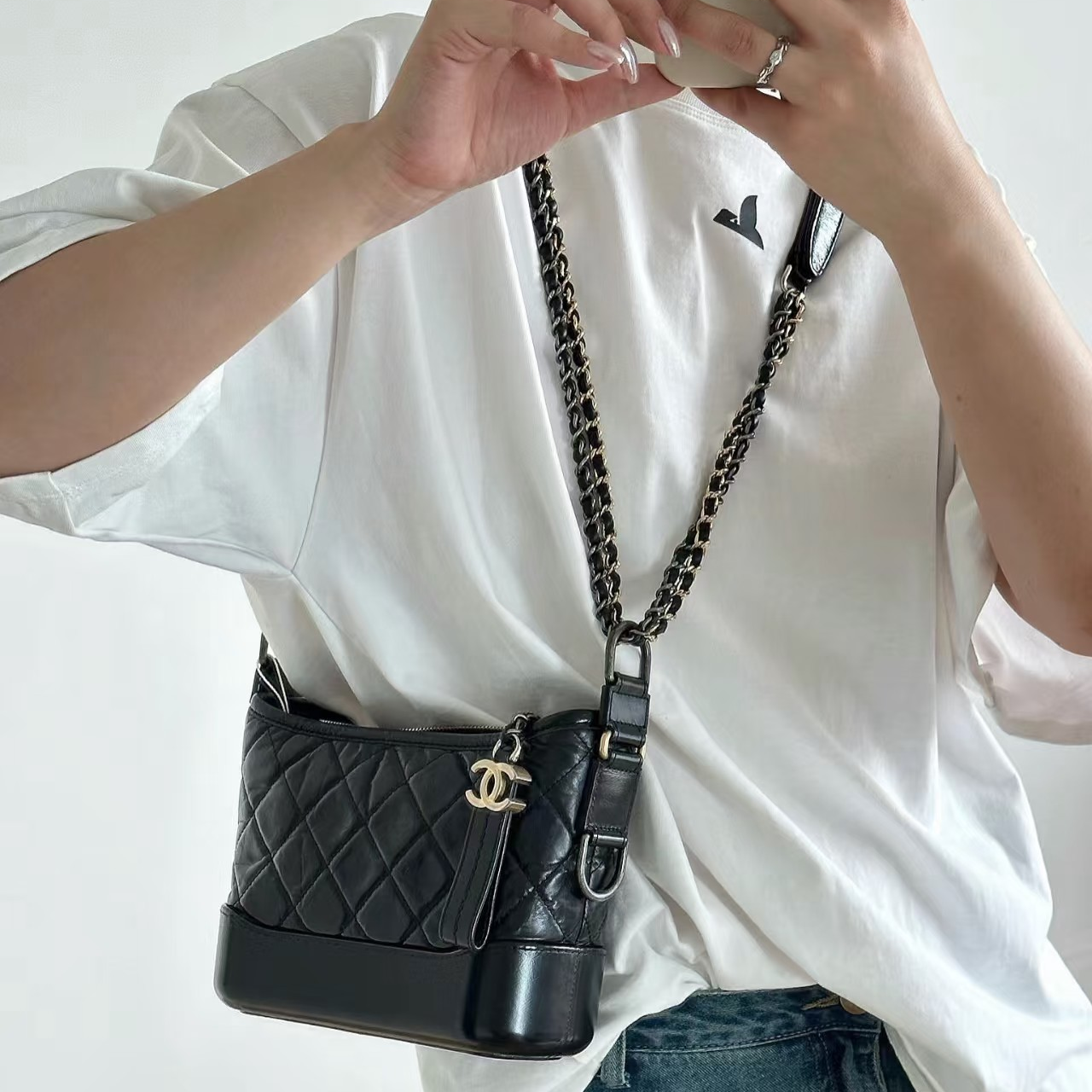 99新 Chanel/香奈儿 黑色流浪包小号 ，牛皮材质菱格设计