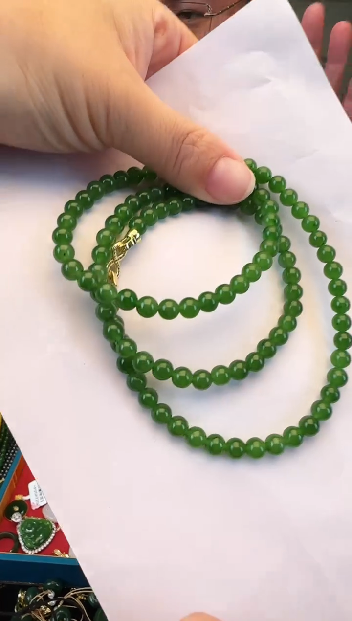 颈饰未镶嵌和田玉108颗卡6毛衣链（微黑点）