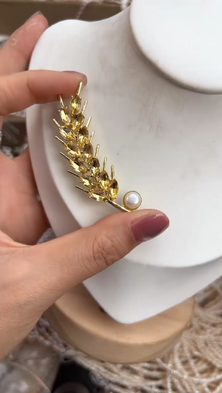 未镶嵌20淡水珍珠胸针