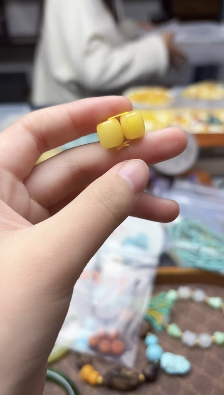 裸石蜜蜡未镶嵌蜜蜡桶珠一对GW