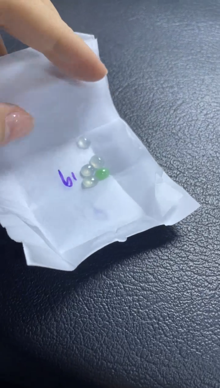 未镶嵌定制翡翠蛋面