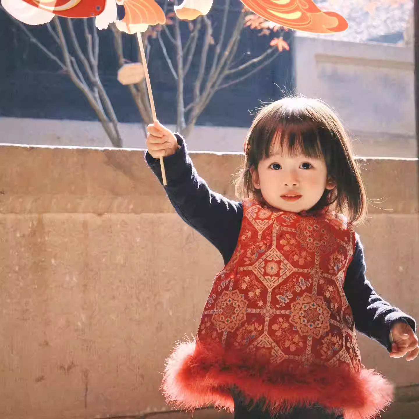 新年款女童汉服旗袍马甲冬装女宝中式提花高级感毛毛下摆唐装背心