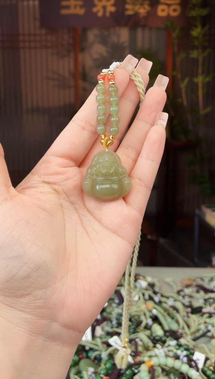 和田玉未镶嵌颈饰拍一发一