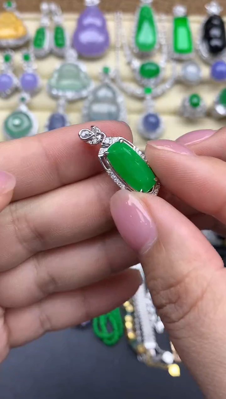 【闪购商品】翡翠颈饰18K金镶嵌515-中国好珍宝