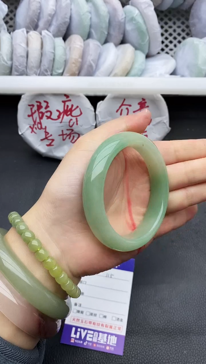 未镶嵌手镯石英质玉瑕疵115+57/58