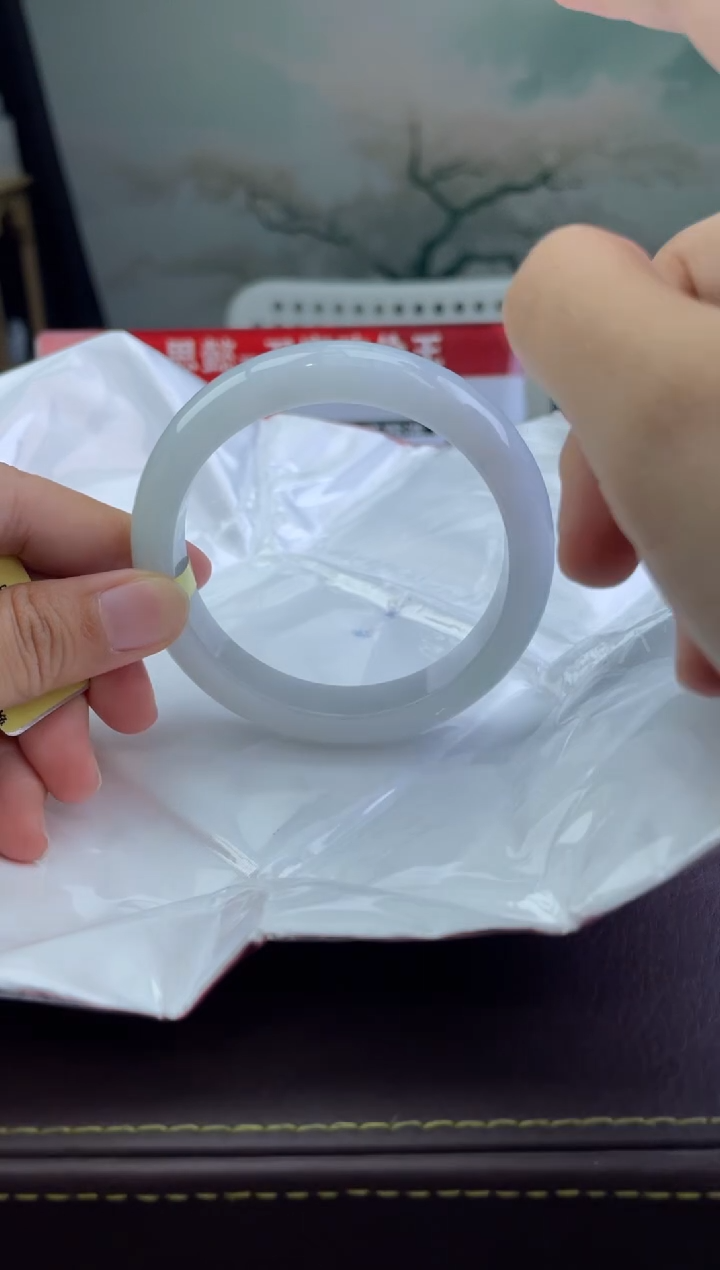 翡翠手镯未镶嵌8翡翠手镯