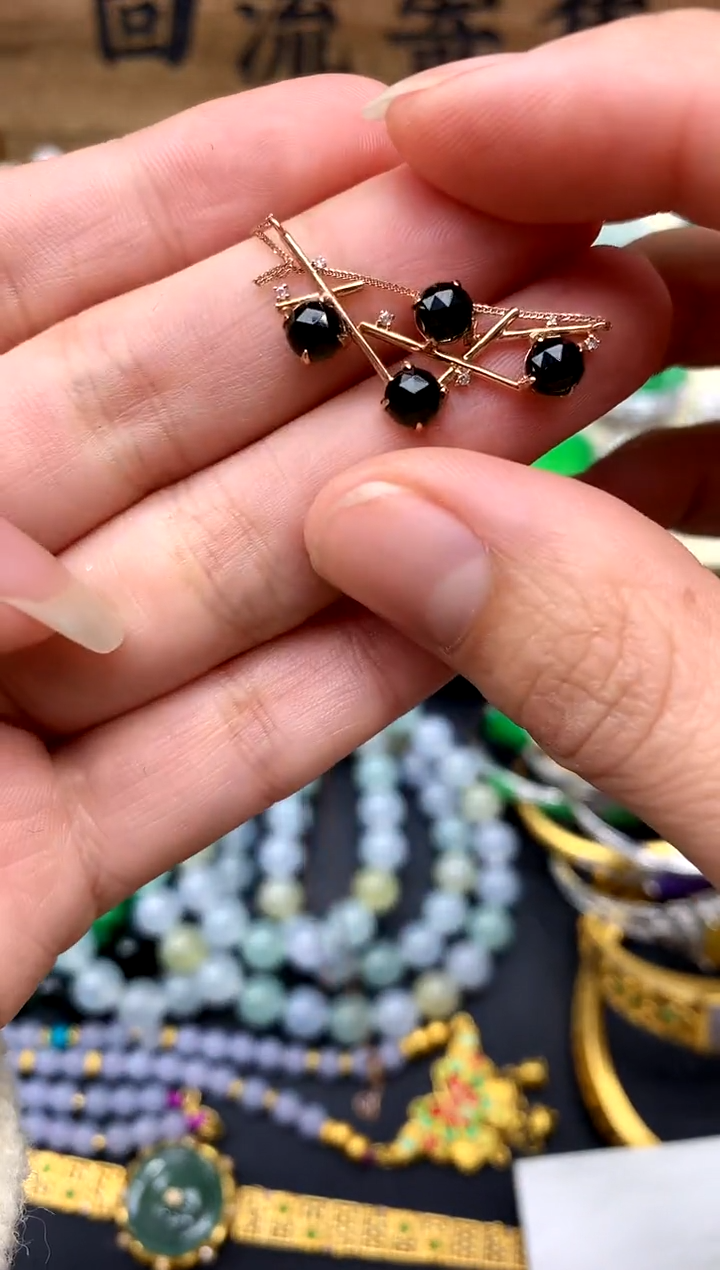 【闪购商品】翡翠颈饰18K金镶嵌234-中国好珍宝