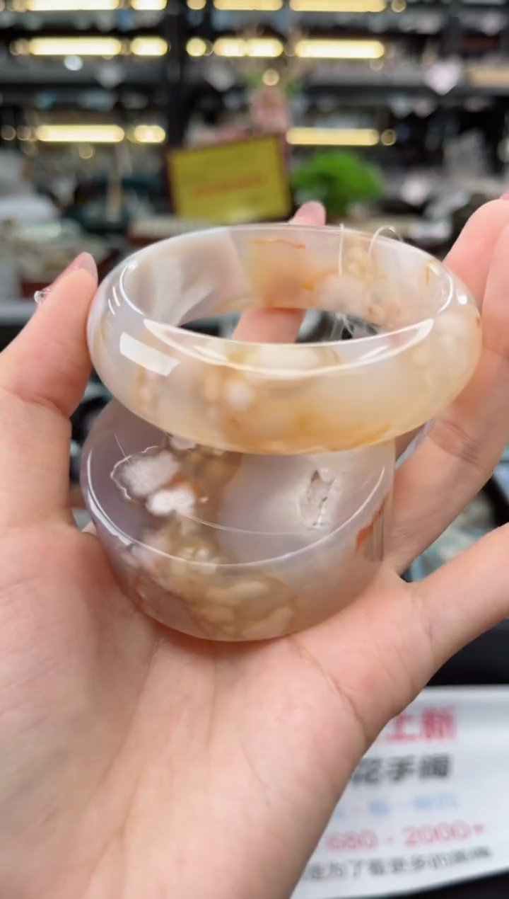 【闪购商品】石英质玉手镯未镶嵌58圈口（赠品镯心）1795662