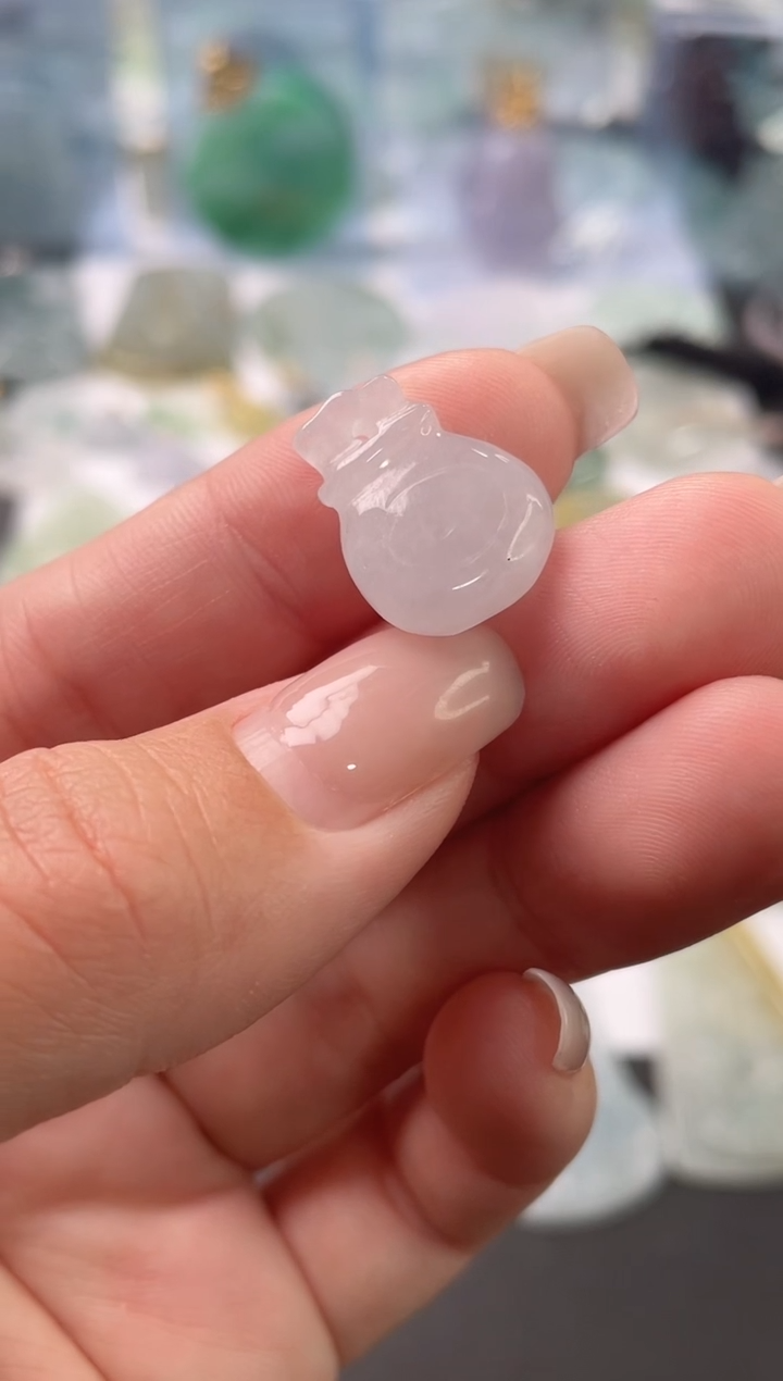 吊坠(不含链)未镶嵌翡翠多样性发其一