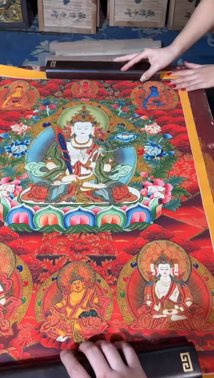 卷轴画龙妹的唐卡tk16