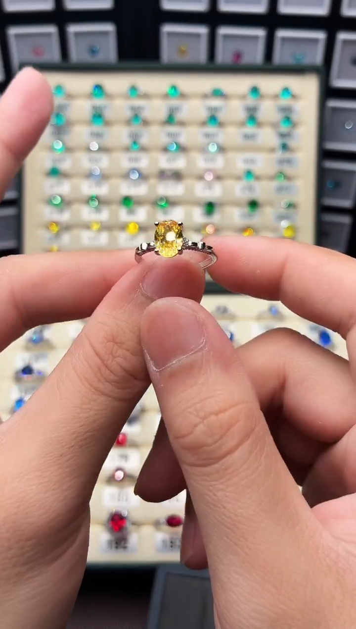 戒指彩色蓝宝石银S925镶嵌555