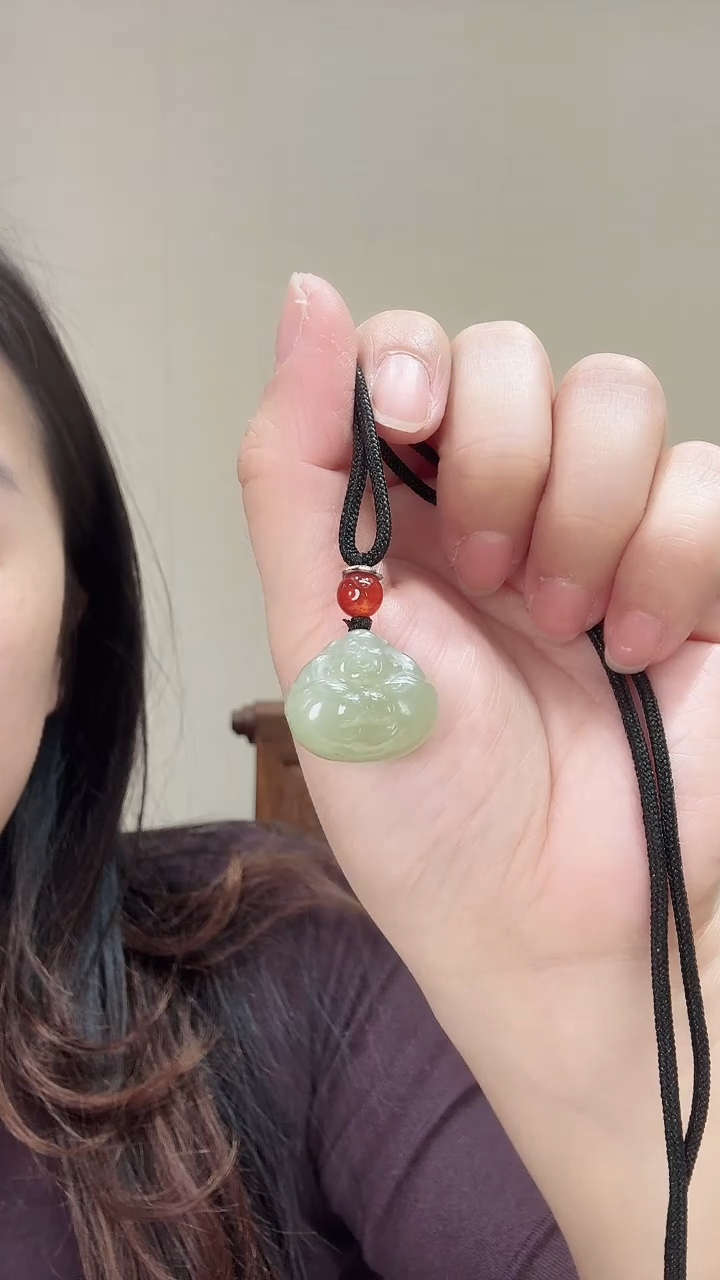 颈饰未镶嵌和田玉晴水抱抱佛21*10.5mm吊坠