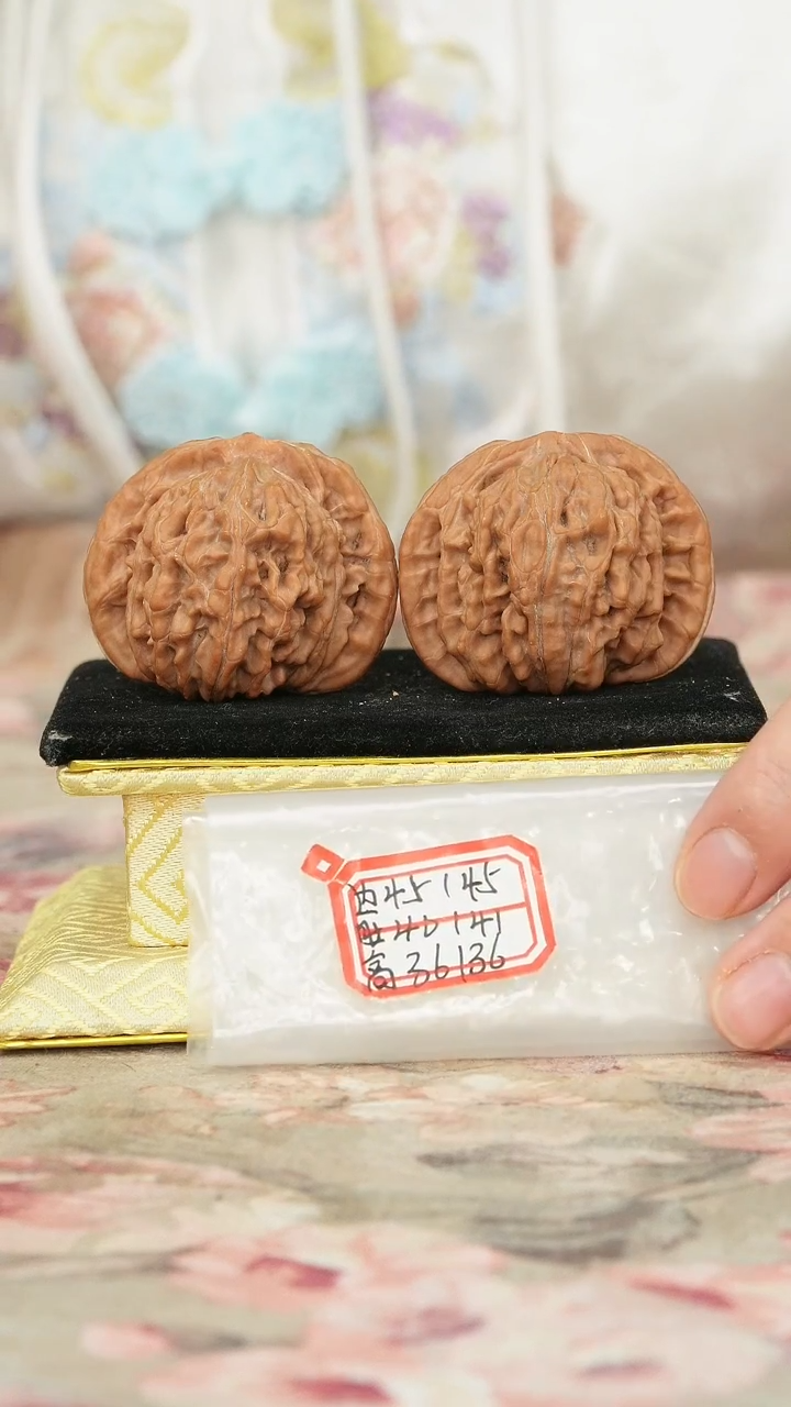把件文玩核桃一代楼有修