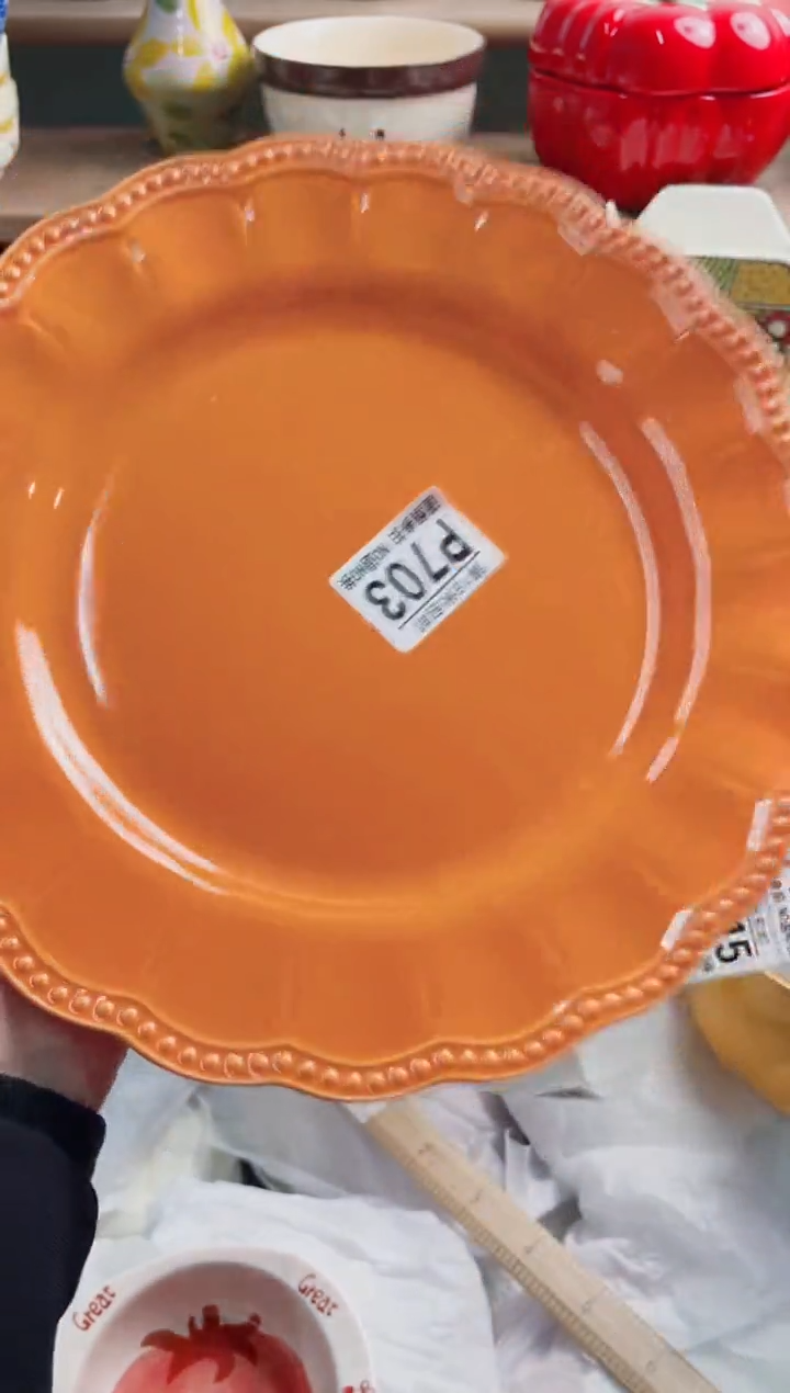 陶瓷@****红P703******