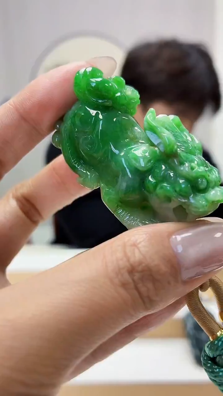 未镶嵌定制翡翠5145MM-毛货挂件85