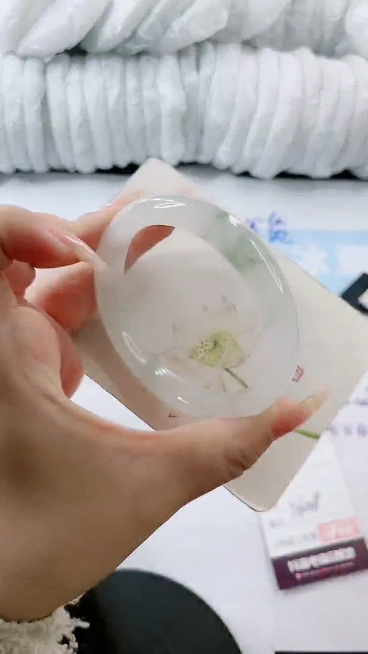 【闪购商品】石英质玉手镯未镶嵌多样性发货S608