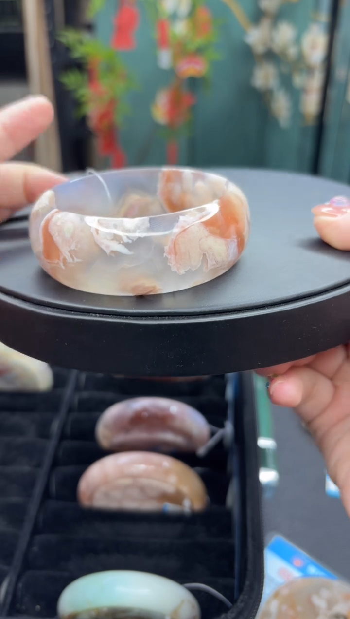 【闪购商品】石英质玉手镯未镶嵌215（58圈）