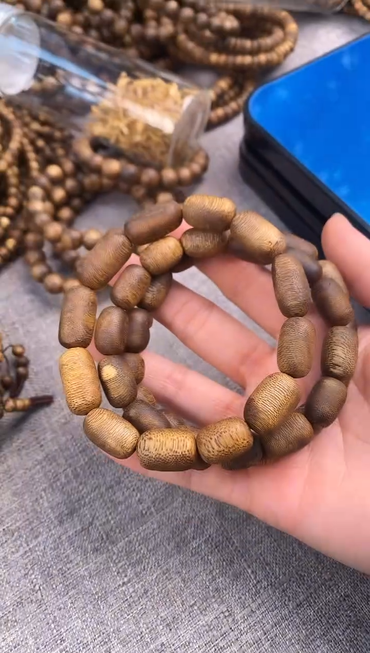 【闪购商品】沉香手串随型留疤单圈棋楠手串多样性发一