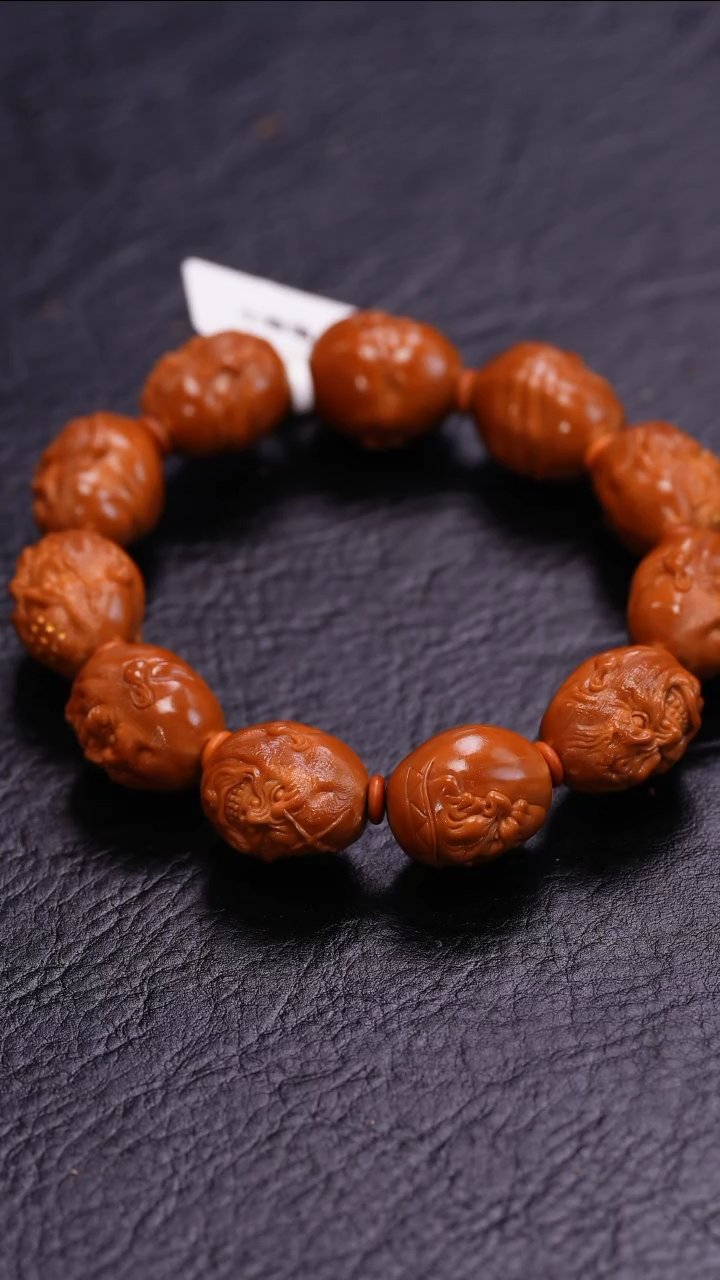 【闪购商品】橄榄核吊坠************