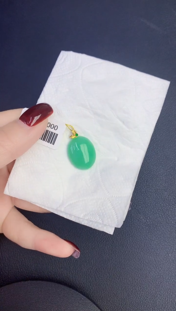 颈饰18K金镶嵌翡翠缅甸天然翡翠a货